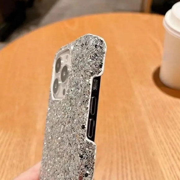 Luxury Glittering Case For iPhone 14 Pro Max - RED-SALE - Picture 4 of 6